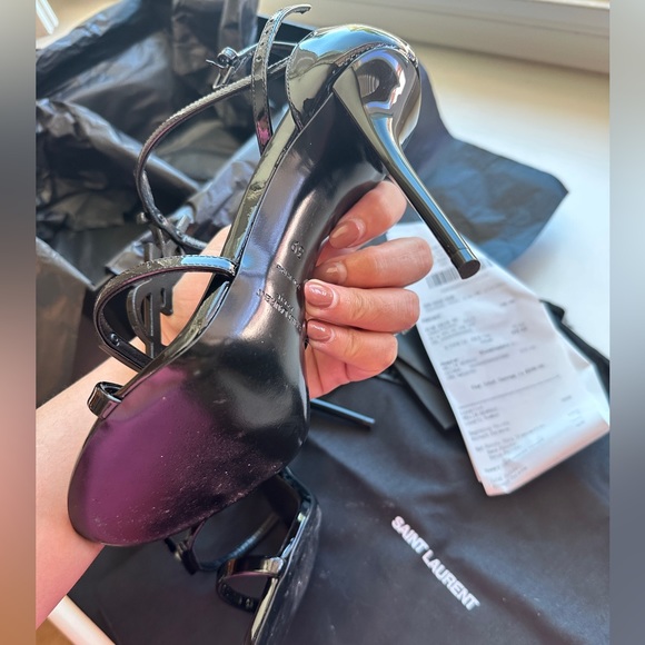 YSL CASSANDRA SANDALS IN PATENT LEATHER - Picture 4 of 6